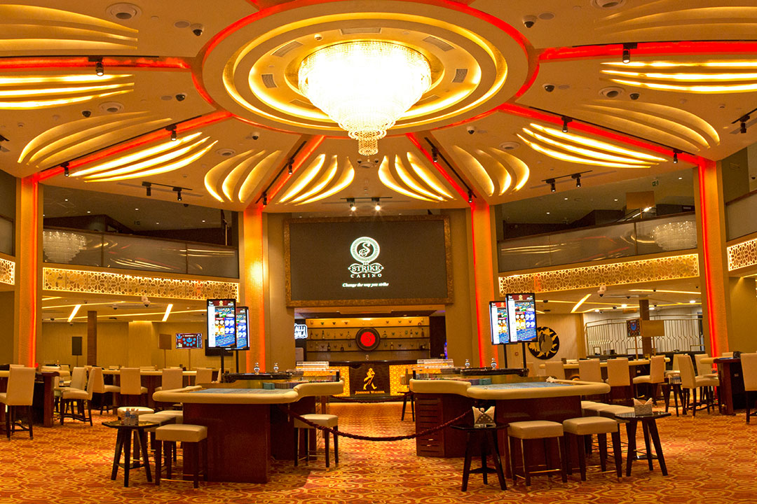 Casino Roulette Table